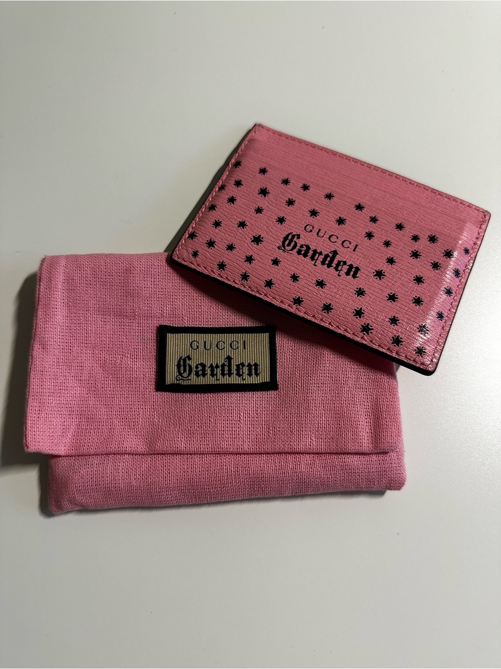 Gucci Pink Garden Star Card Holder